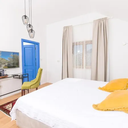 Design Mar Hvar Island Pitve